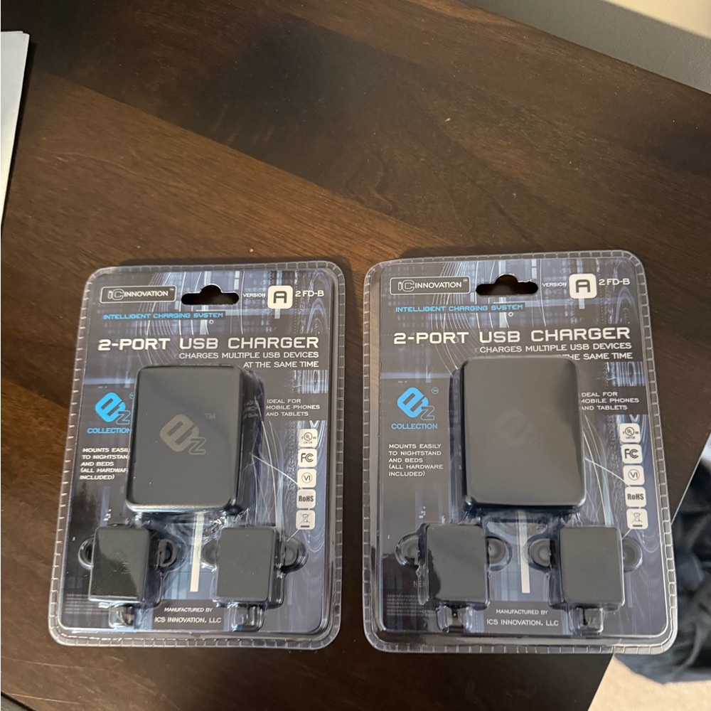 Q2 Dual USB Charger Set in Black
